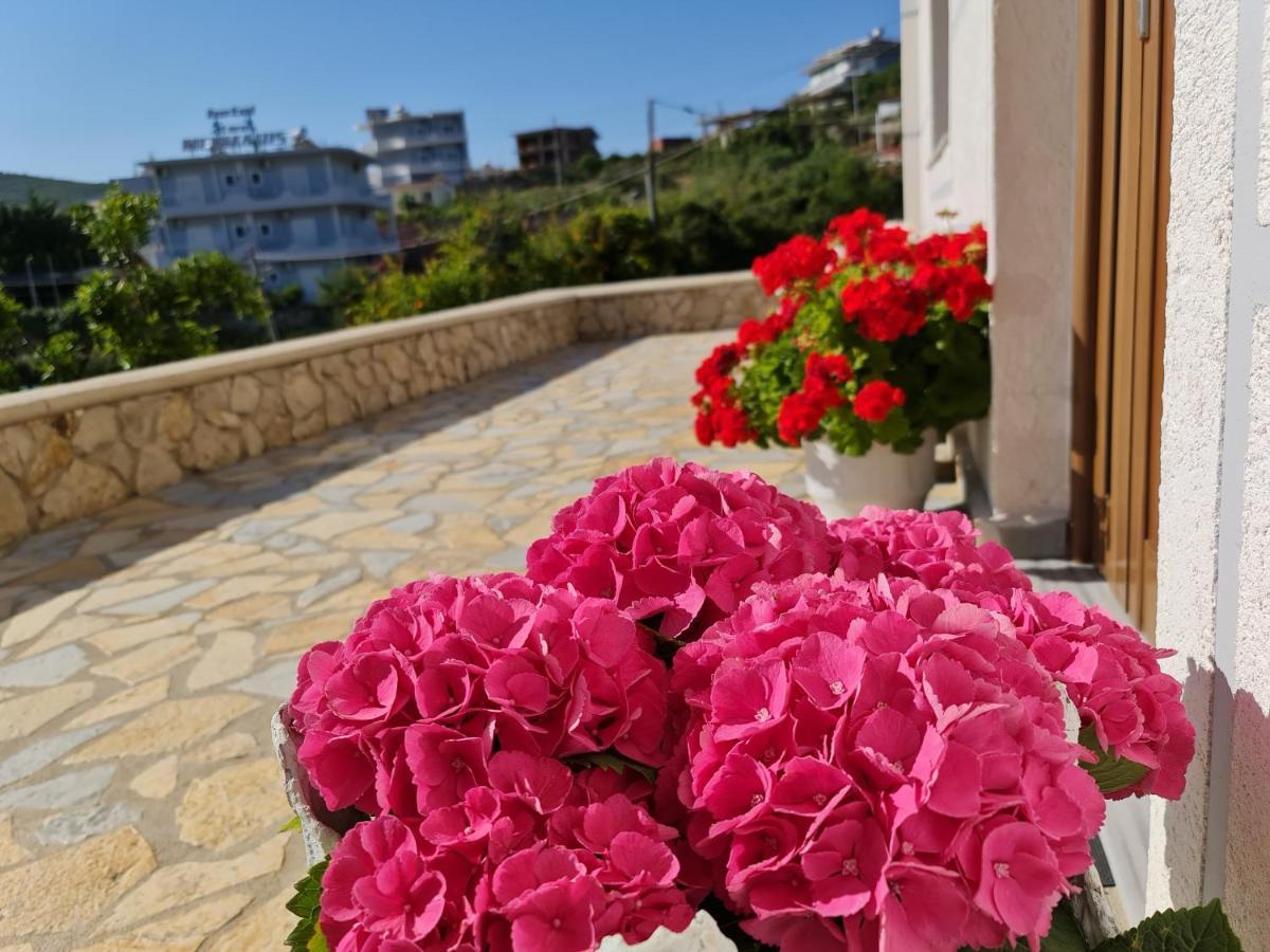 Guesthouse Redilka คซามิล ภายนอก รูปภาพ