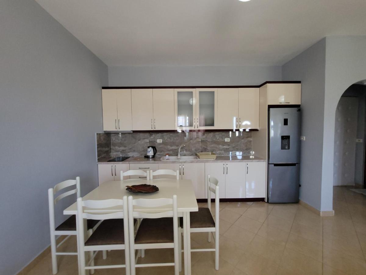 Guesthouse Redilka คซามิล ภายนอก รูปภาพ