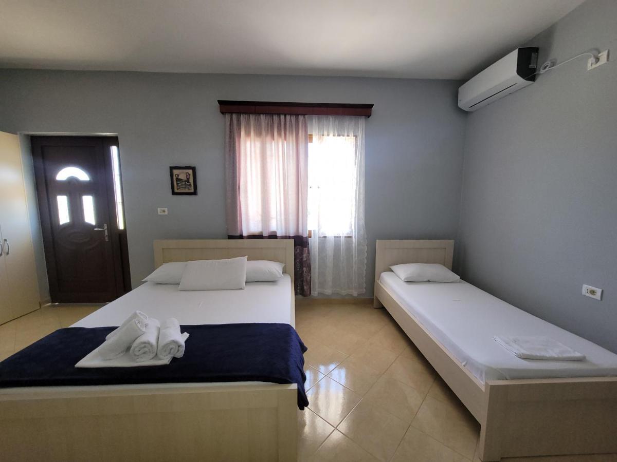 Guesthouse Redilka คซามิล ภายนอก รูปภาพ