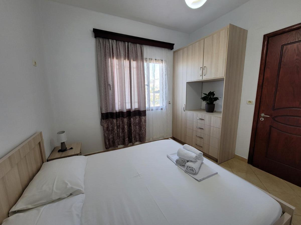 Guesthouse Redilka คซามิล ภายนอก รูปภาพ